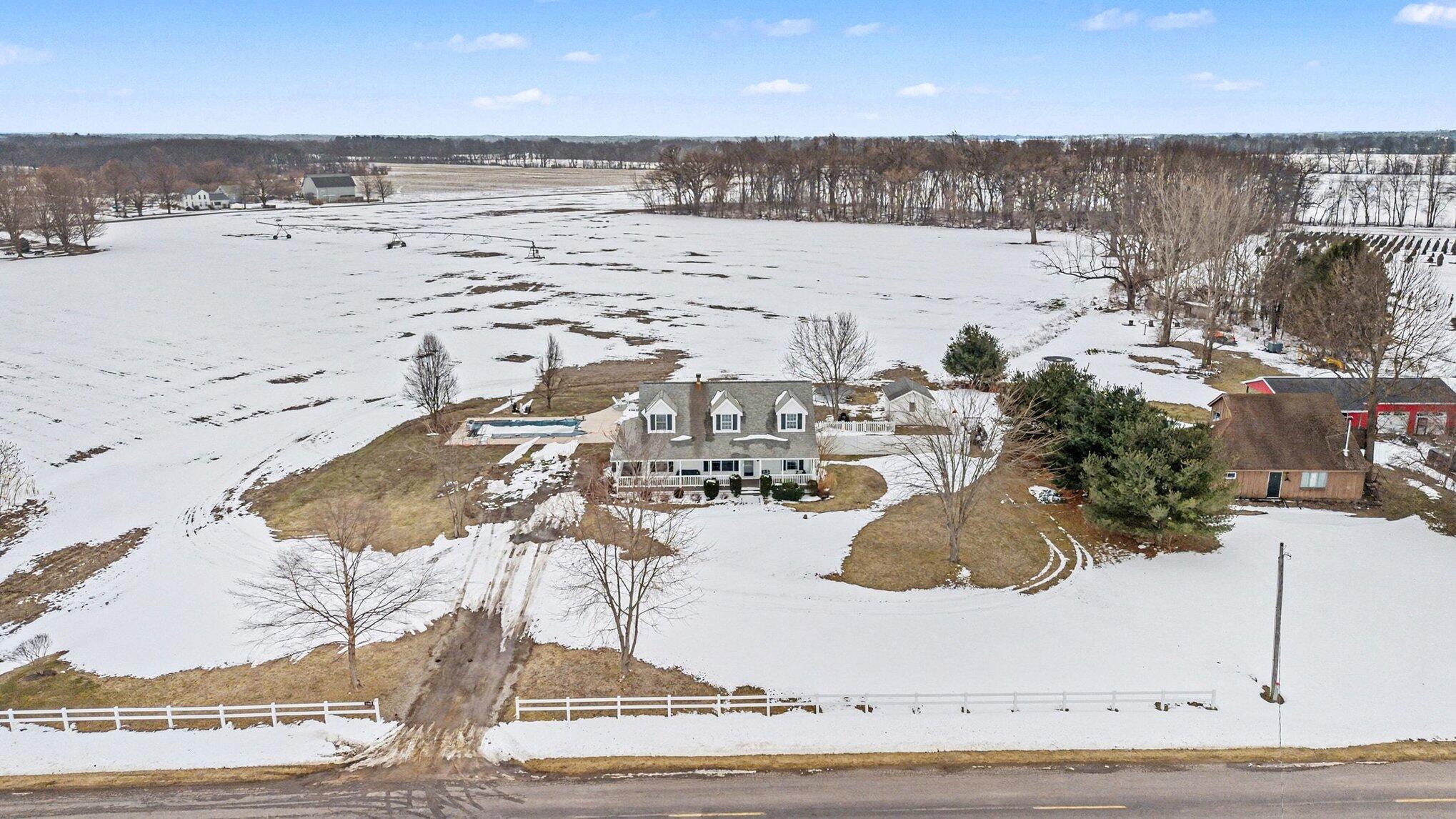 3410 West Chicago Road Niles, MI 49120 - Photo 34 of 42 039_file_4925