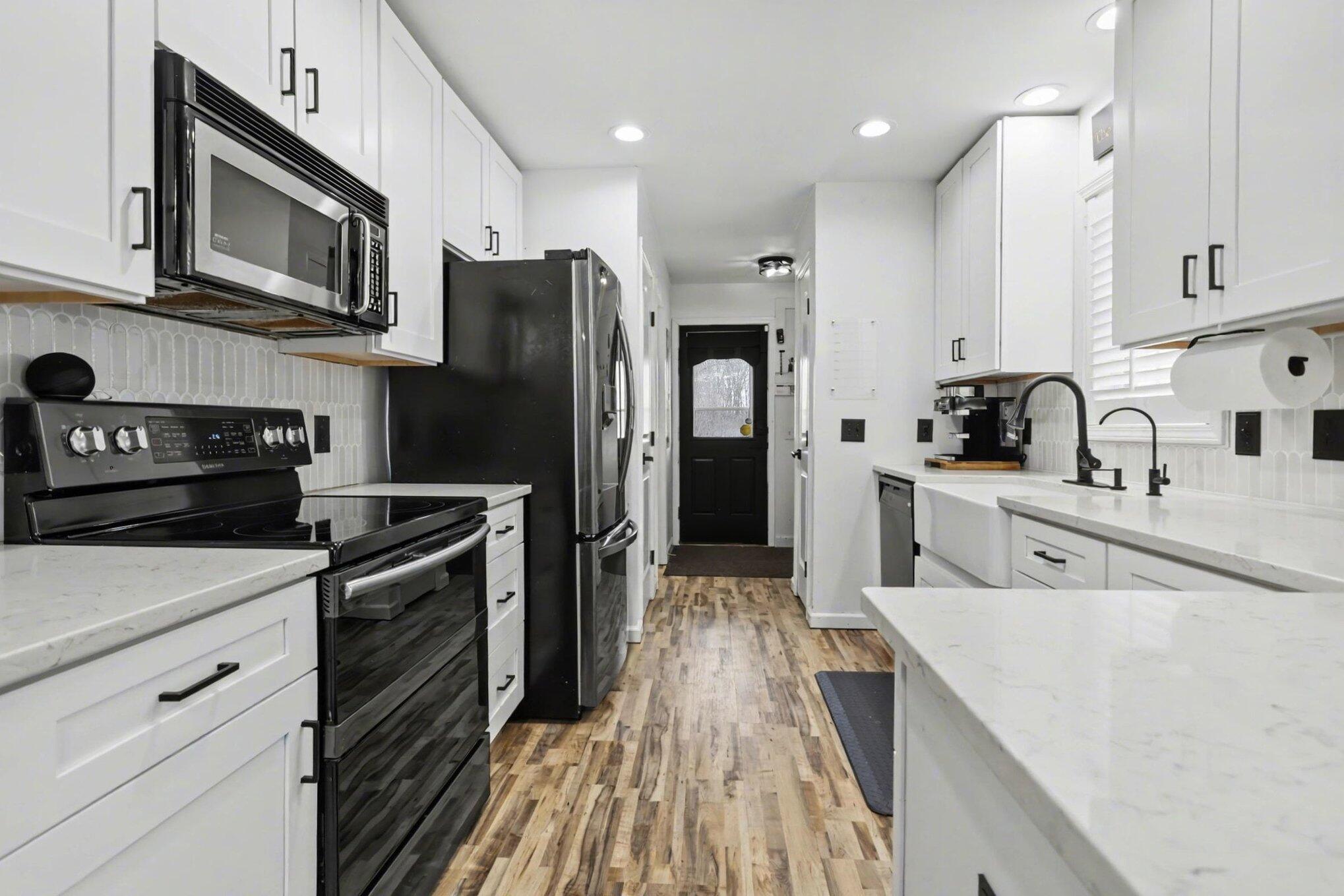 3410 West Chicago Road Niles, MI 49120 - Photo 9 of 42 011_file_7800