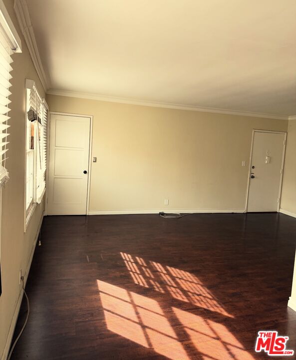 1242 Smithwood Drive, Unit 4 Los Angeles, CA 90035 - Photo 8 of 10 a view of ocean and a window