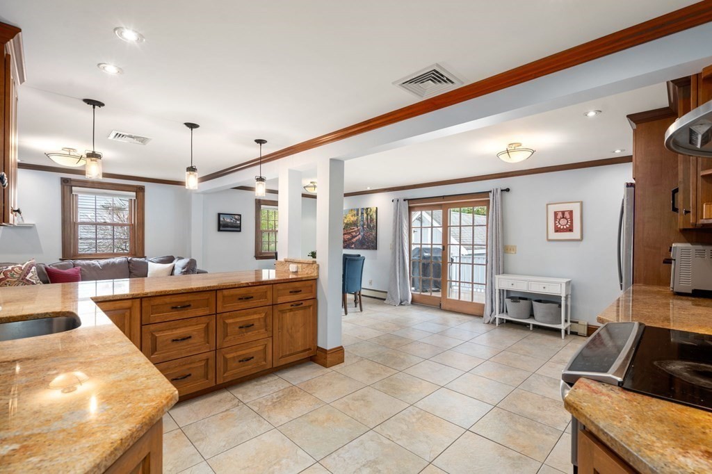 309 Warren Street Needham, MA 02492 - Photo 11 of 32 Gallery Image 11