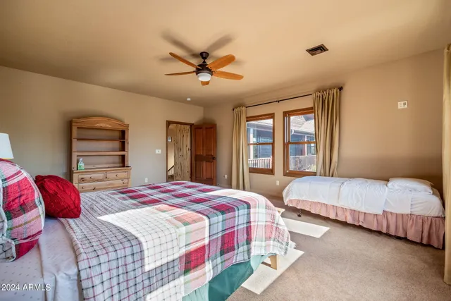 $1,349,900 | 2946 Lodgepole Road, Overgaard, AZ 85933