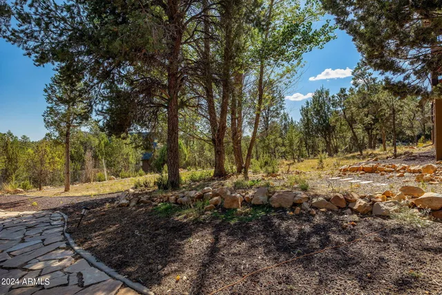 $1,349,900 | 2946 Lodgepole Road, Overgaard, AZ 85933