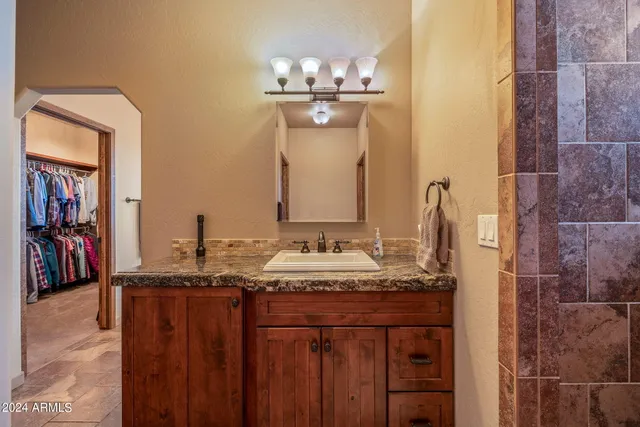 $1,349,900 | 2946 Lodgepole Road, Overgaard, AZ 85933