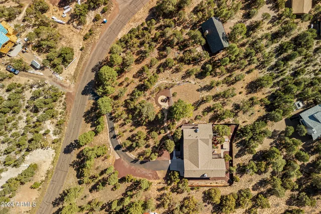 $1,349,900 | 2946 Lodgepole Road, Overgaard, AZ 85933