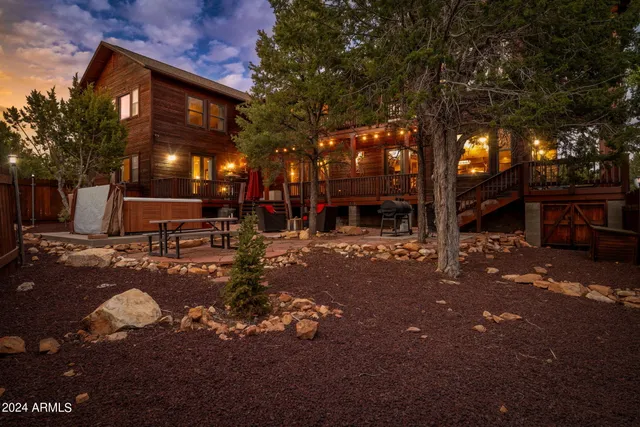 $1,349,900 | 2946 Lodgepole Road, Overgaard, AZ 85933