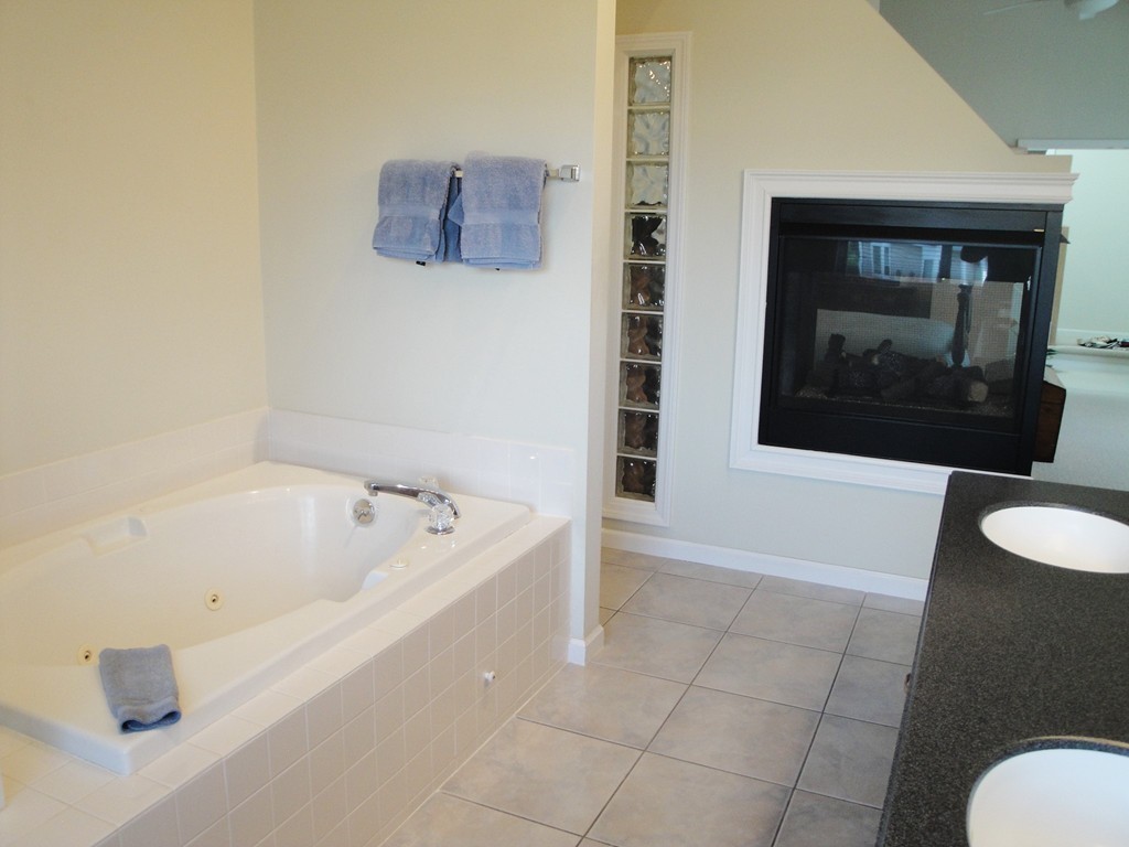 196 Algonquin Trail, Unit 196 Ashland, MA 01721 - Photo 13 of 23