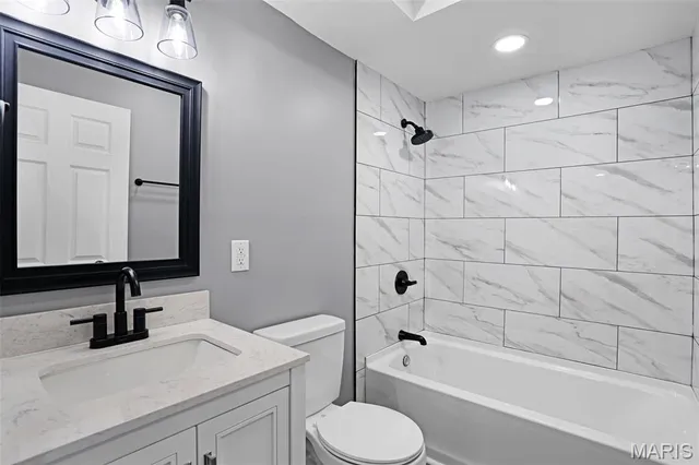 $299,900 | 11292 Jerries Lane, St. Louis, MO 63136