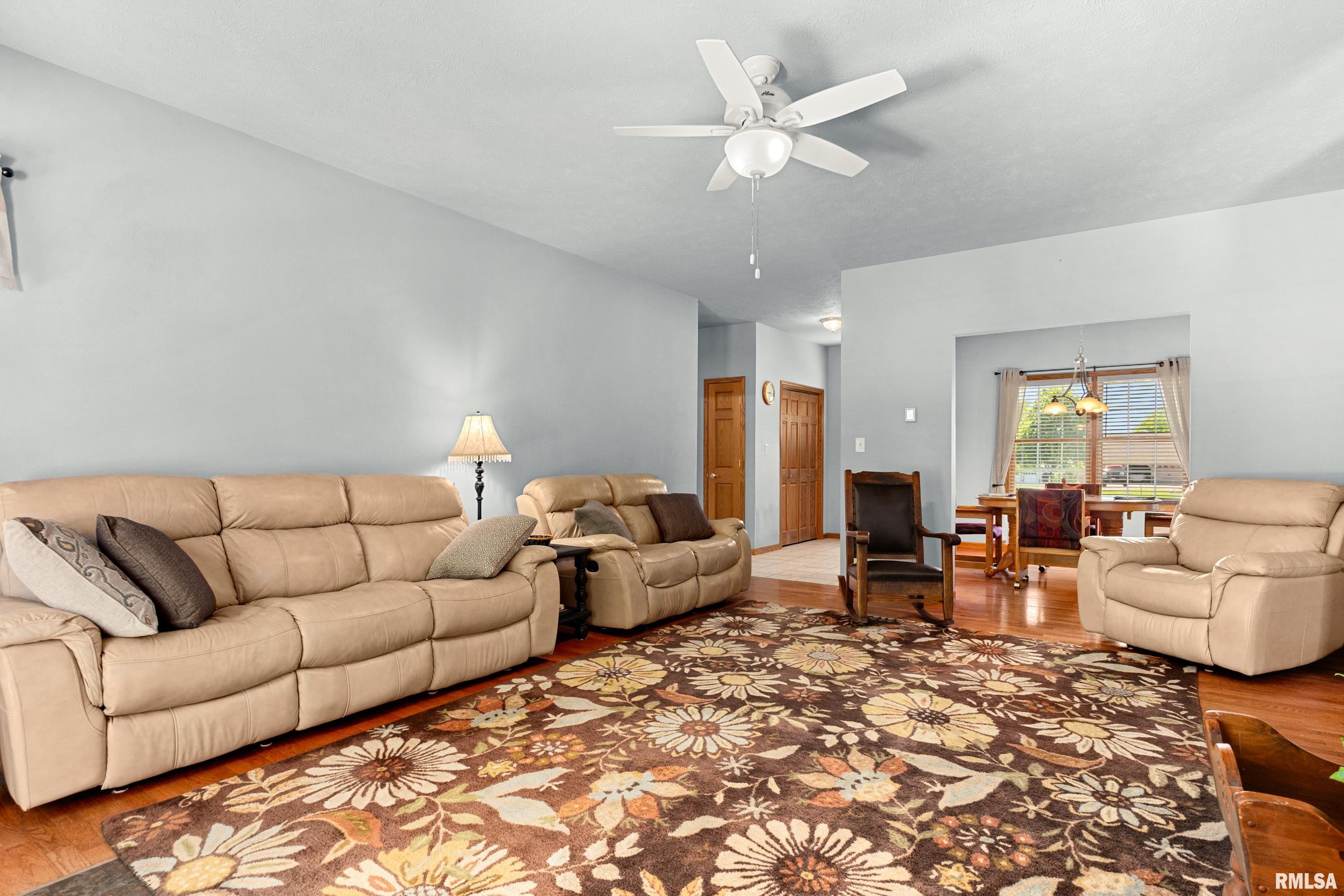131 Teel Lane Washington, IL 61571 - Photo 11 of 44