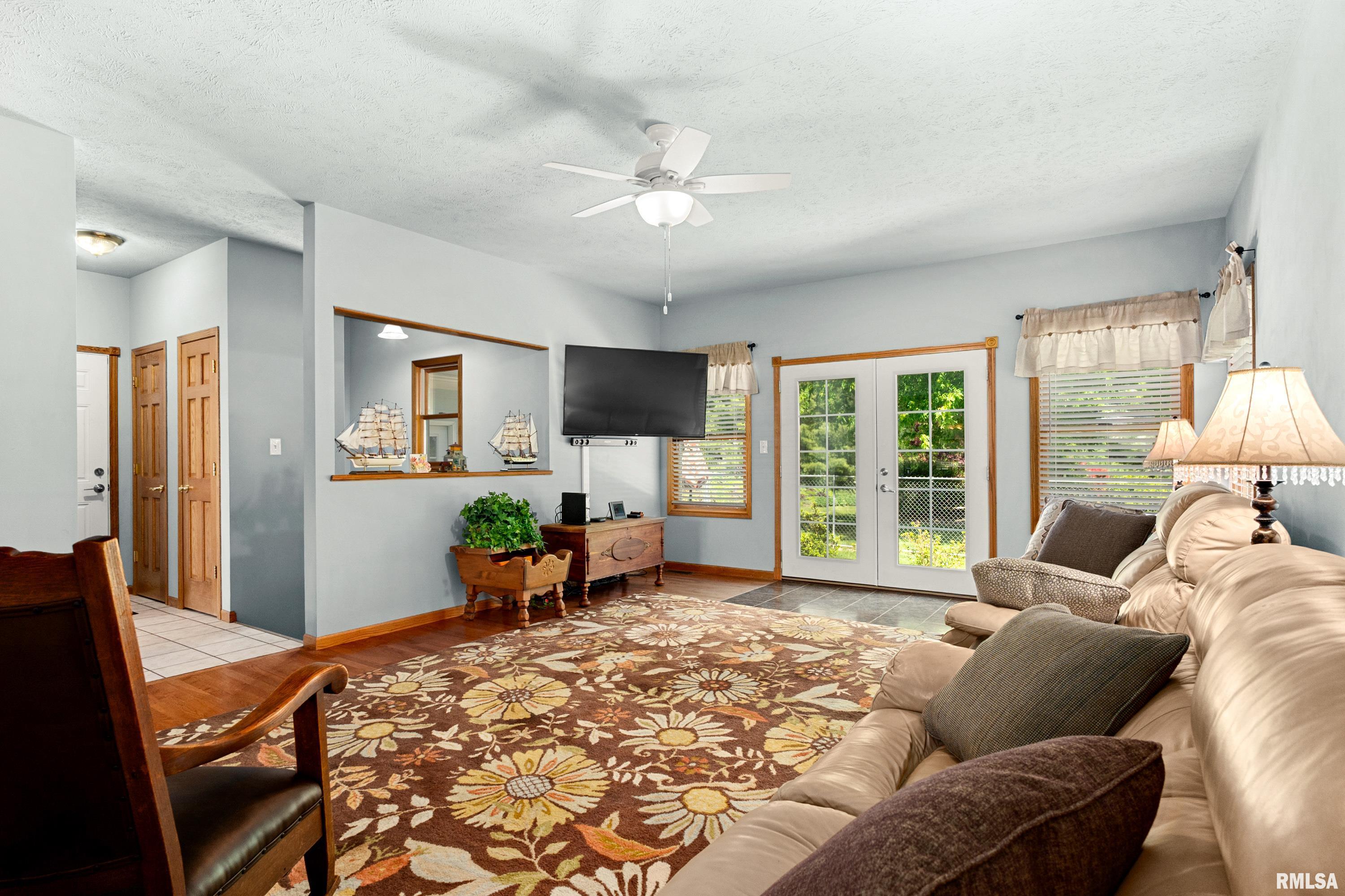 131 Teel Lane Washington, IL 61571 - Photo 14 of 44