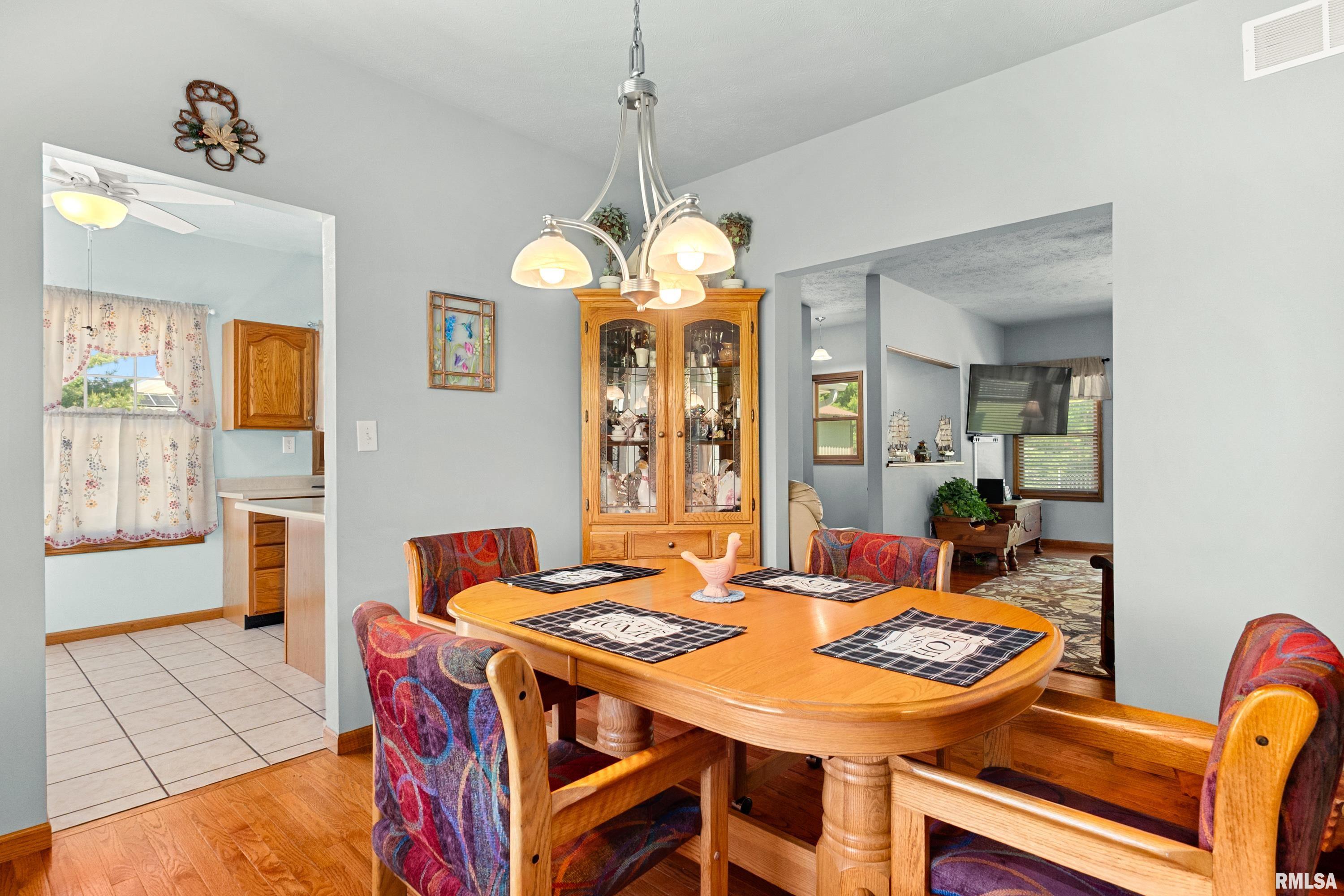 131 Teel Lane Washington, IL 61571 - Photo 15 of 44