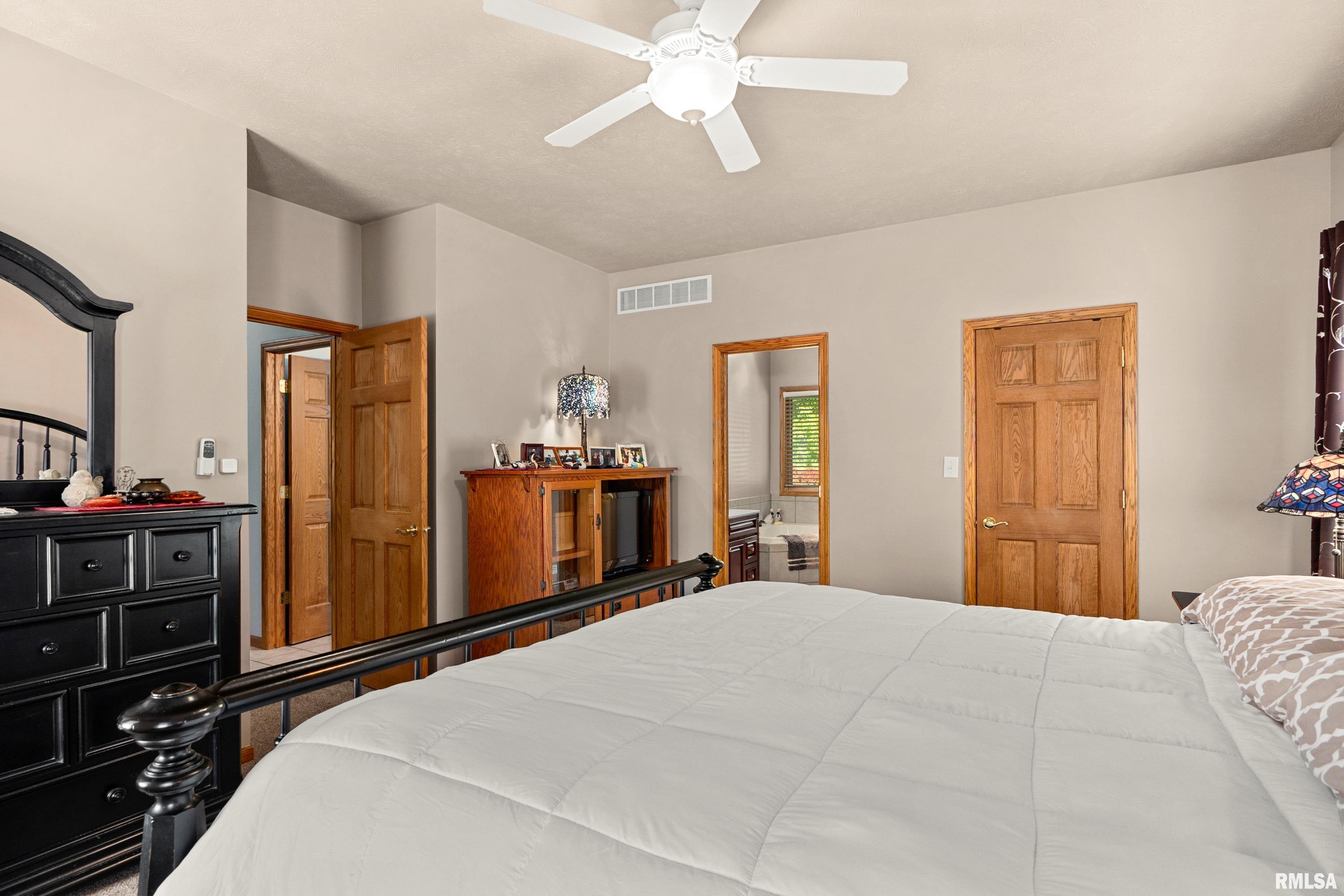 131 Teel Lane Washington, IL 61571 - Photo 25 of 44