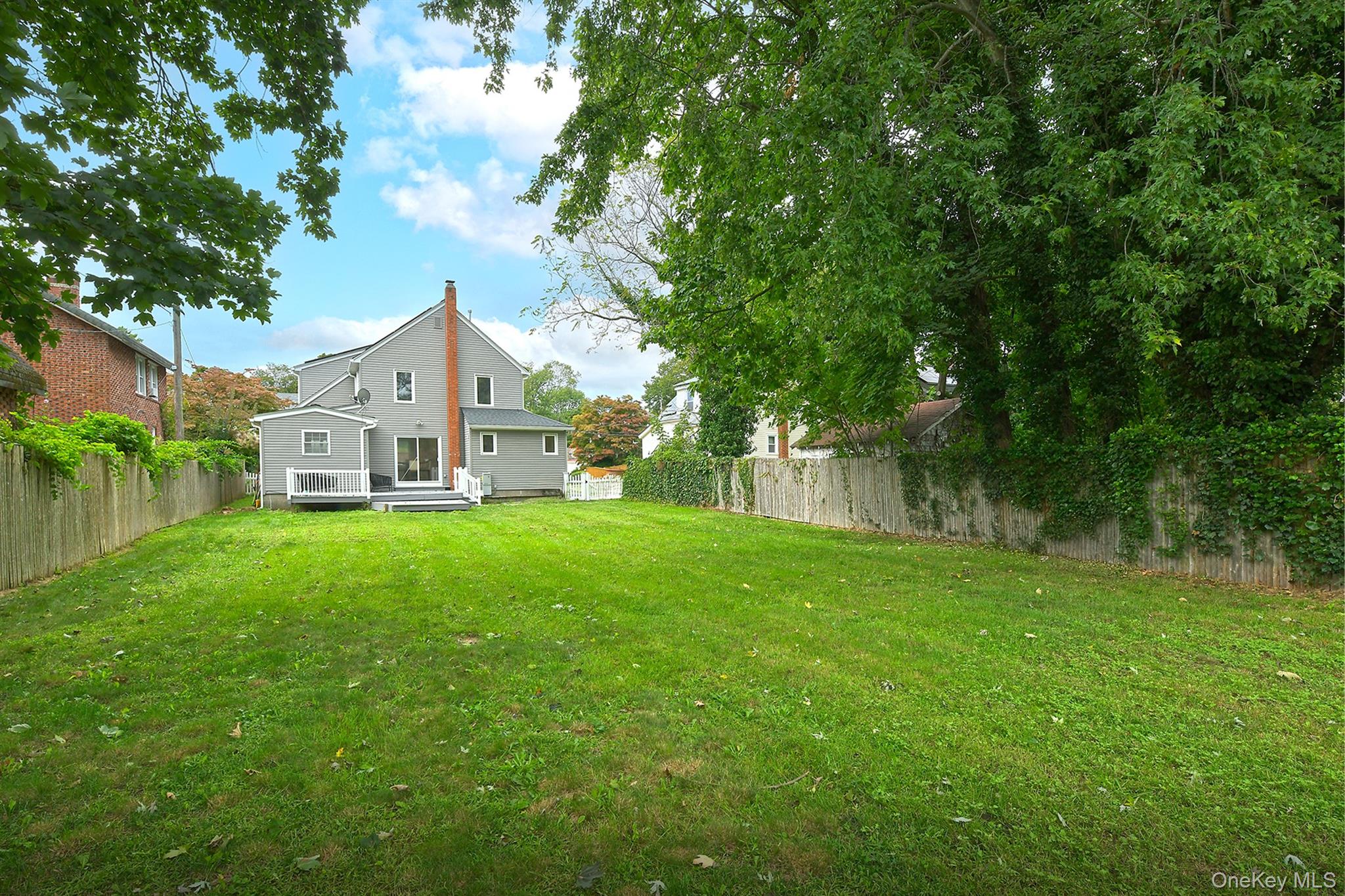 167 Rider Avenue Patchogue, NY 11772 - Photo 23 of 33 Gallery Image 23
