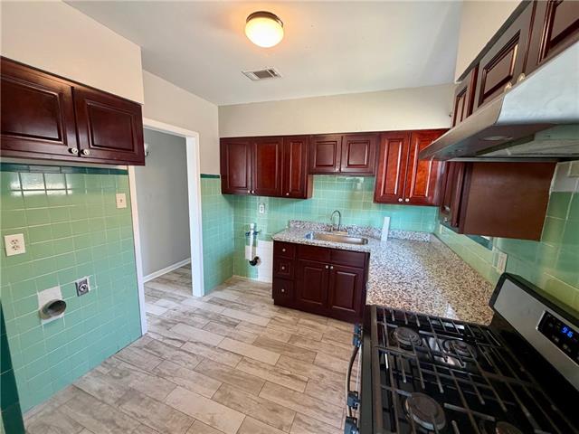 5733 Dimaggio Place Metairie, LA 70003 - Photo 5 of 12