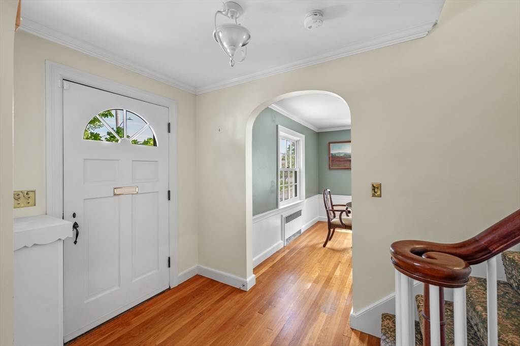 77 Shelton Road Swampscott, MA 01907 - Photo 5 of 40
