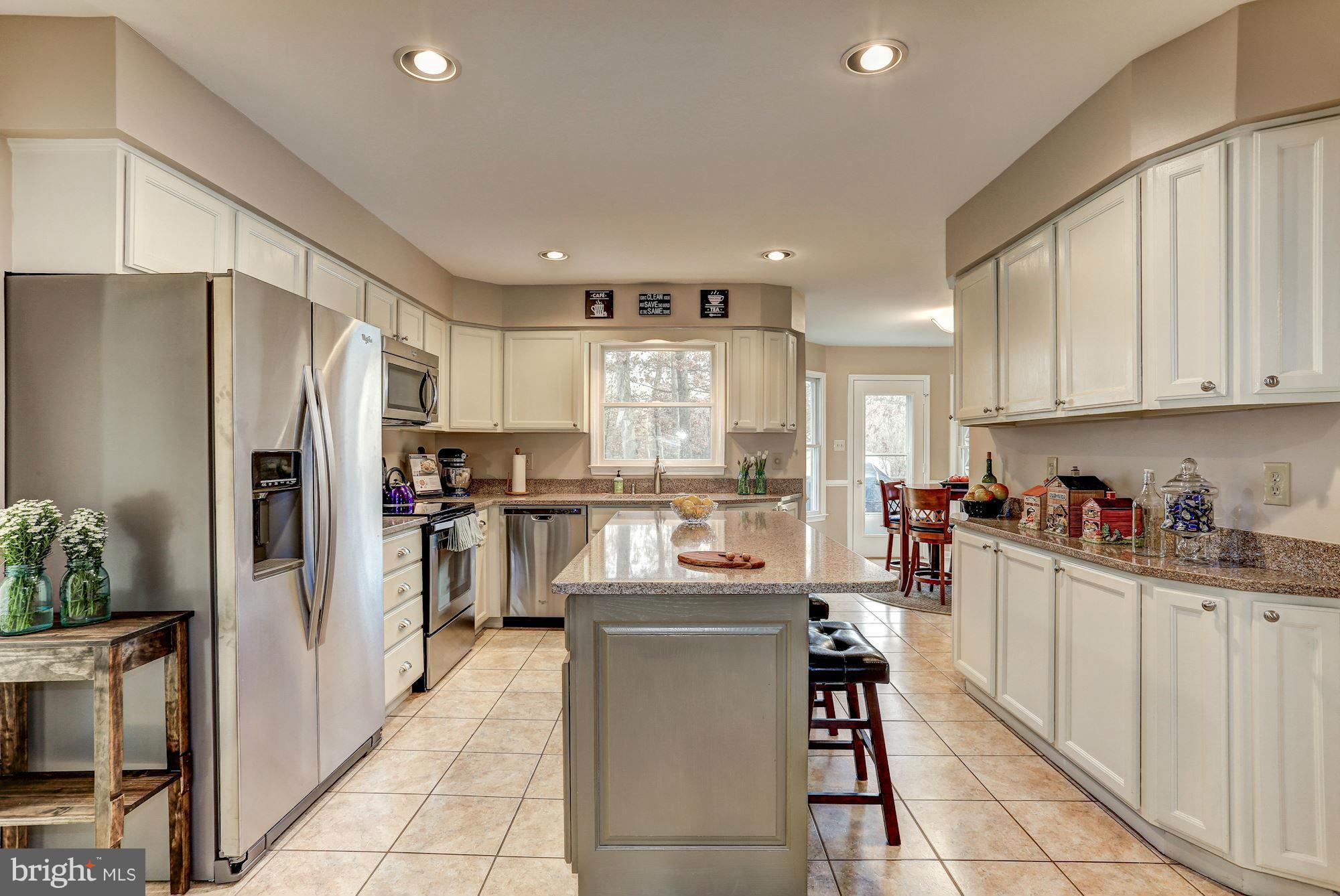 6293 Beach Road Midland, VA 22728 - Photo 3 of 30 Kitchen
