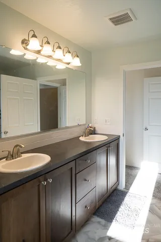 $615,000 | 456 Thayer Drive, Ontario, OR 97914