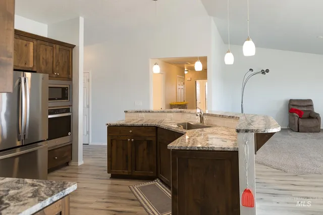 $615,000 | 456 Thayer Drive, Ontario, OR 97914