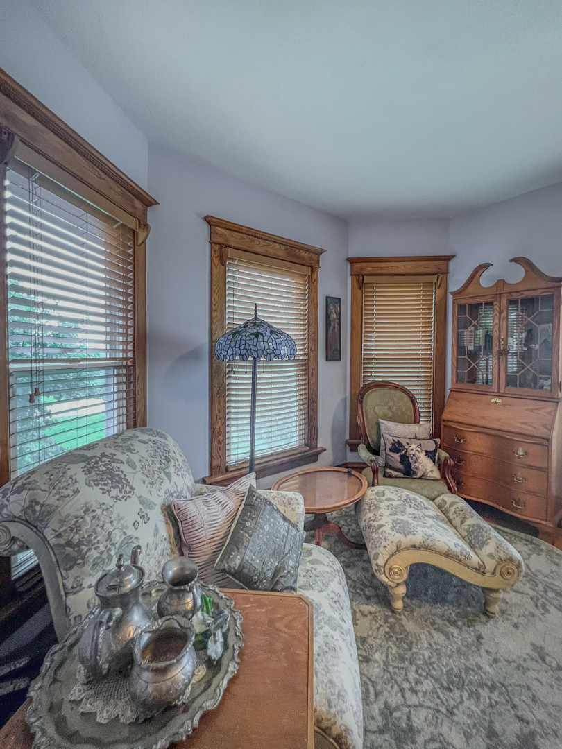 16205 University Road Malta, IL 60150 - Photo 25 of 51