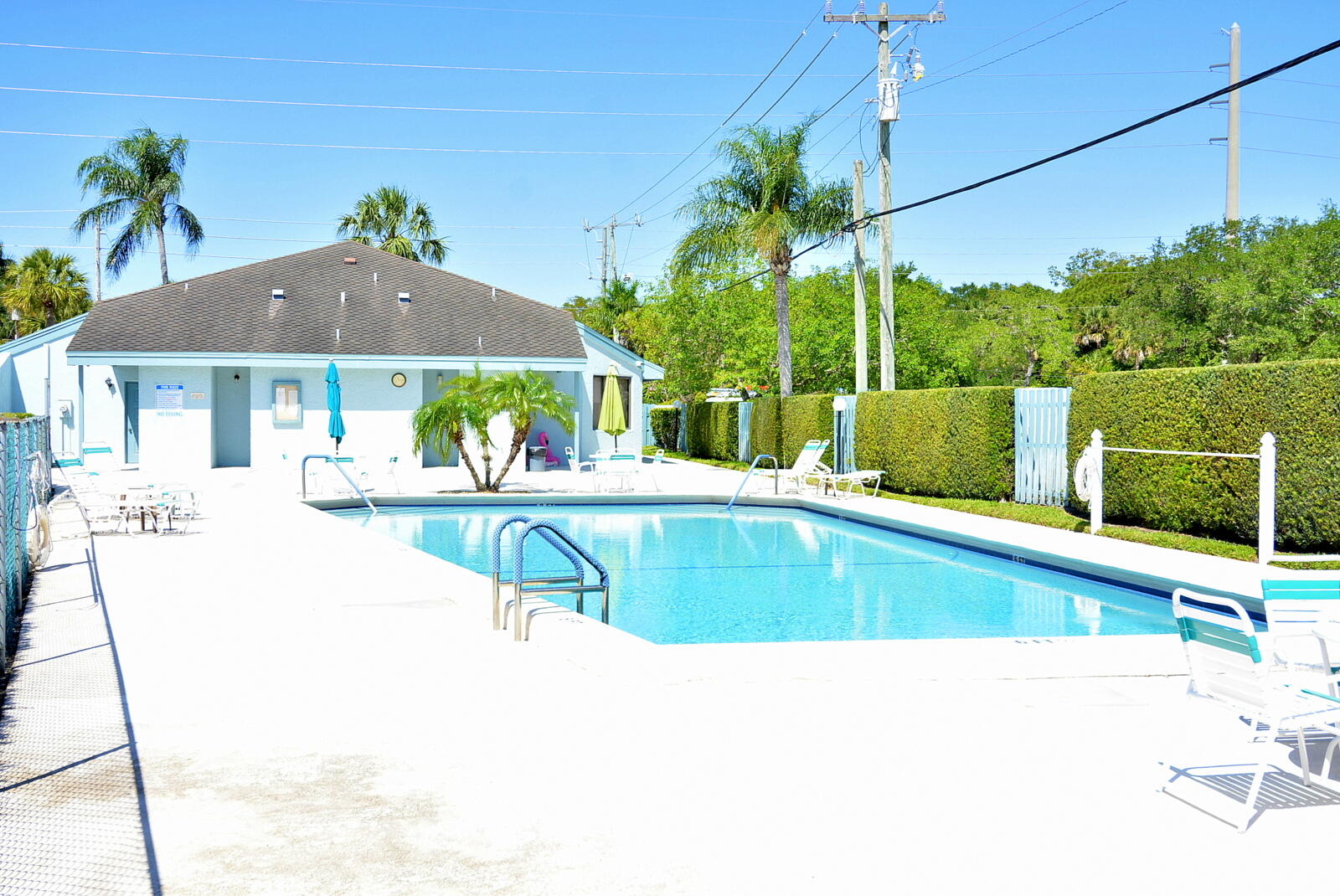 950 South Kanner Highway, Unit TH9 Stuart, FL 34994 - Photo 46 of 51 pool