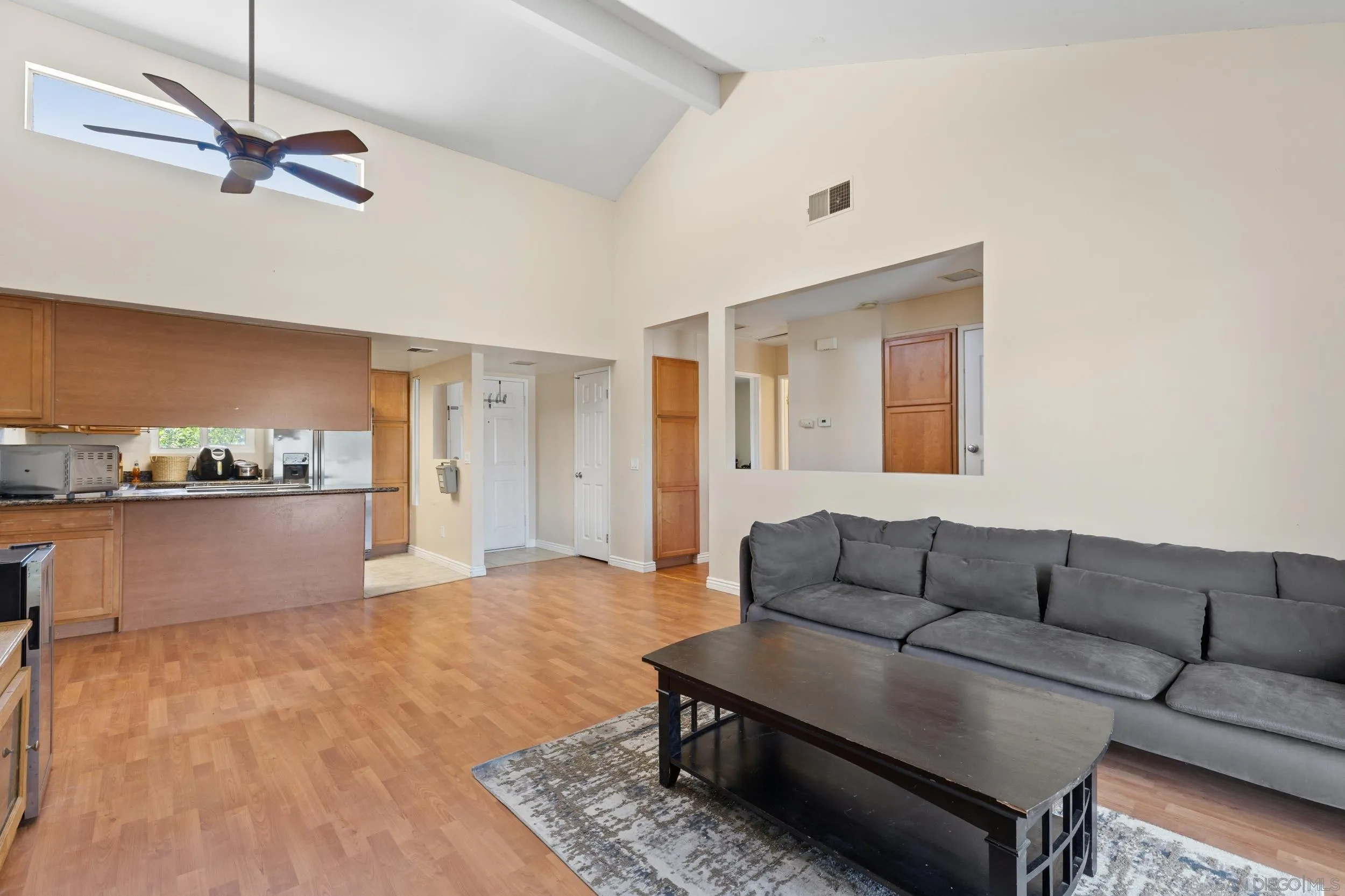 300 Roanoke Road, Unit 13 El Cajon, CA 92020 - Photo 3 of 21