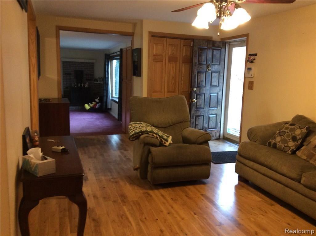 3805 Kane Road Carleton, MI 48117 - Photo 9 of 25 2018-01-11 11.28