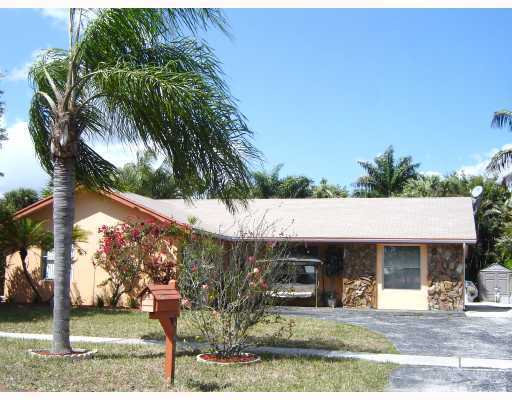 9745 Lancaster Place Boca Raton, FL 33434 - Photo 1 of 2 Primary Photo