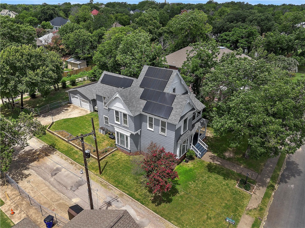 702 North 15th Street Waco, TX 76707 - Photo 40 of 45 an aerial view of a house
