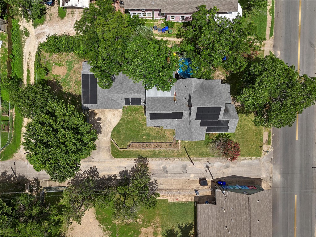 702 North 15th Street Waco, TX 76707 - Photo 42 of 45 an aerial view of residential house with outdoor space