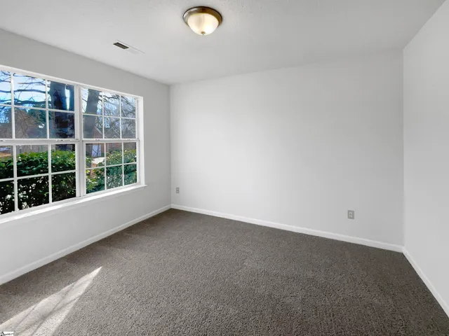 $285,000 | 306 Revis Creek Court, Simpsonville, SC 29681