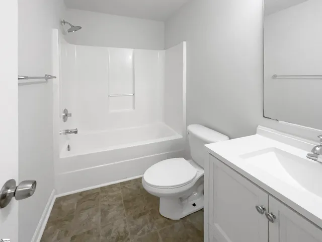 $285,000 | 306 Revis Creek Court, Simpsonville, SC 29681