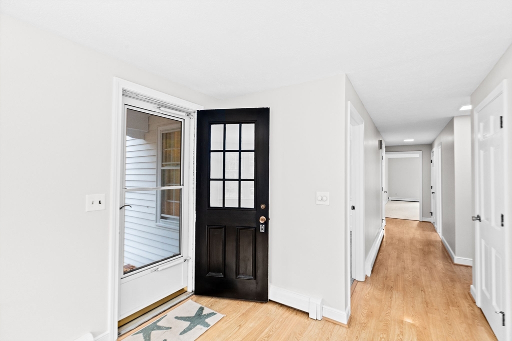 47 Sylvester Road Scituate, MA 02066 - Photo 8 of 34 Gallery Image 8