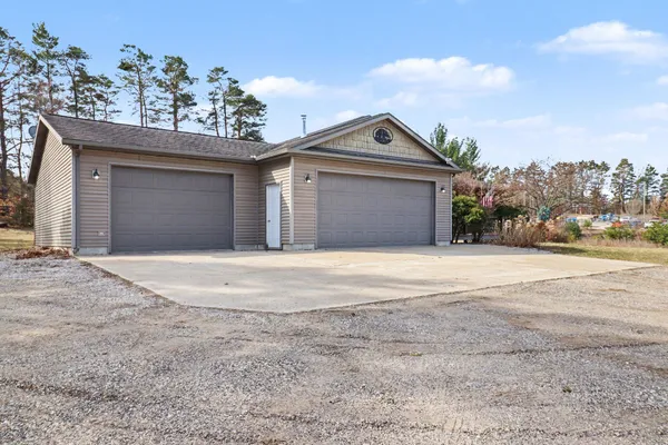 $449,000 | 18785 8 Mile Road, Stanwood, MI 49346