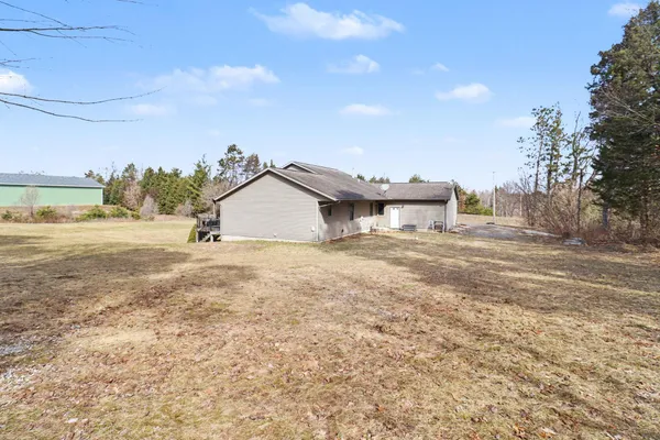 $449,000 | 18785 8 Mile Road, Stanwood, MI 49346