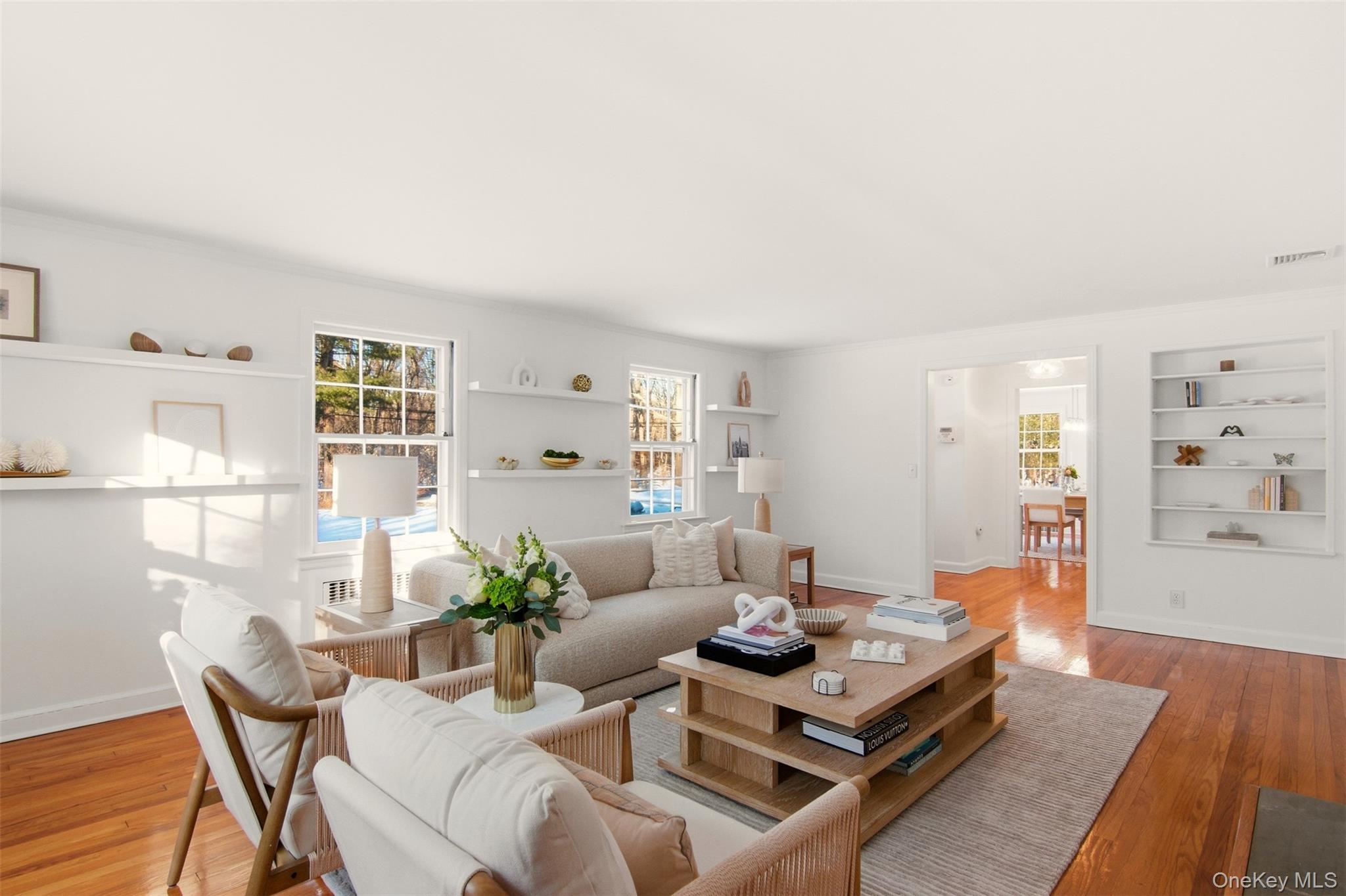 55 White Hill Road Cold Spring Harbor, NY 11724 - Photo 4 of 11