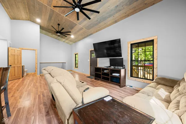 $420,000 | 7951 20th Drive, Nineveh, IN 46164