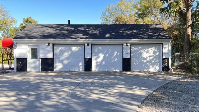$385,000 | 2529 North 81st Street, Kansas City, KS 66109