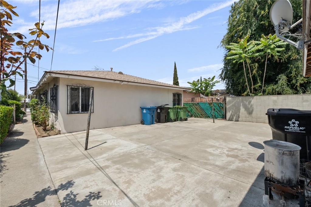 1618 Front Street Alhambra, CA 91803 - Photo 17 of 24 a house view with a backyard space