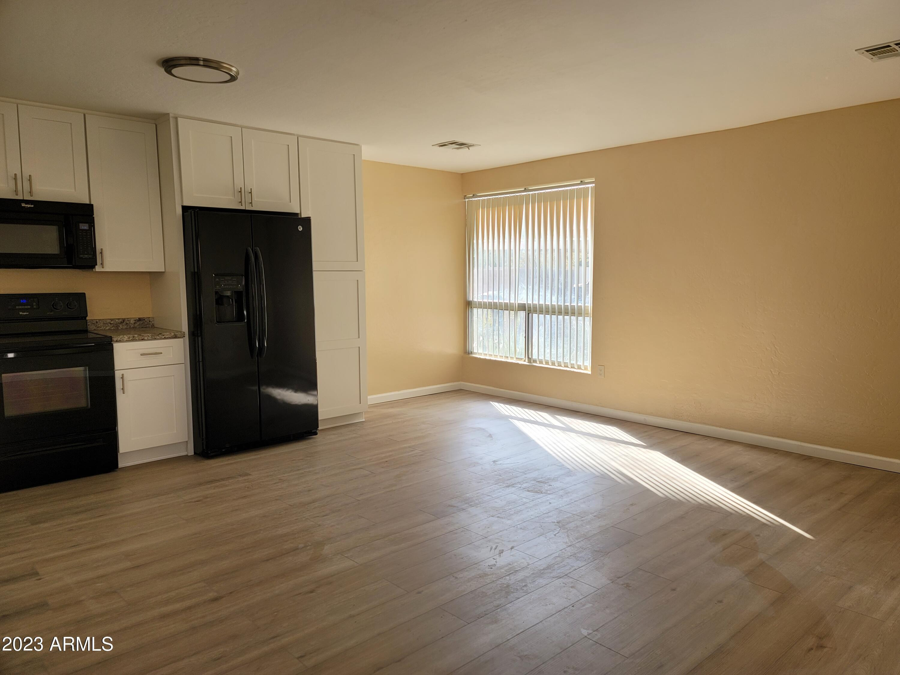 532 West 9th Street, Unit 101 Mesa, AZ 85201 - Photo 3 of 9 Photo #3