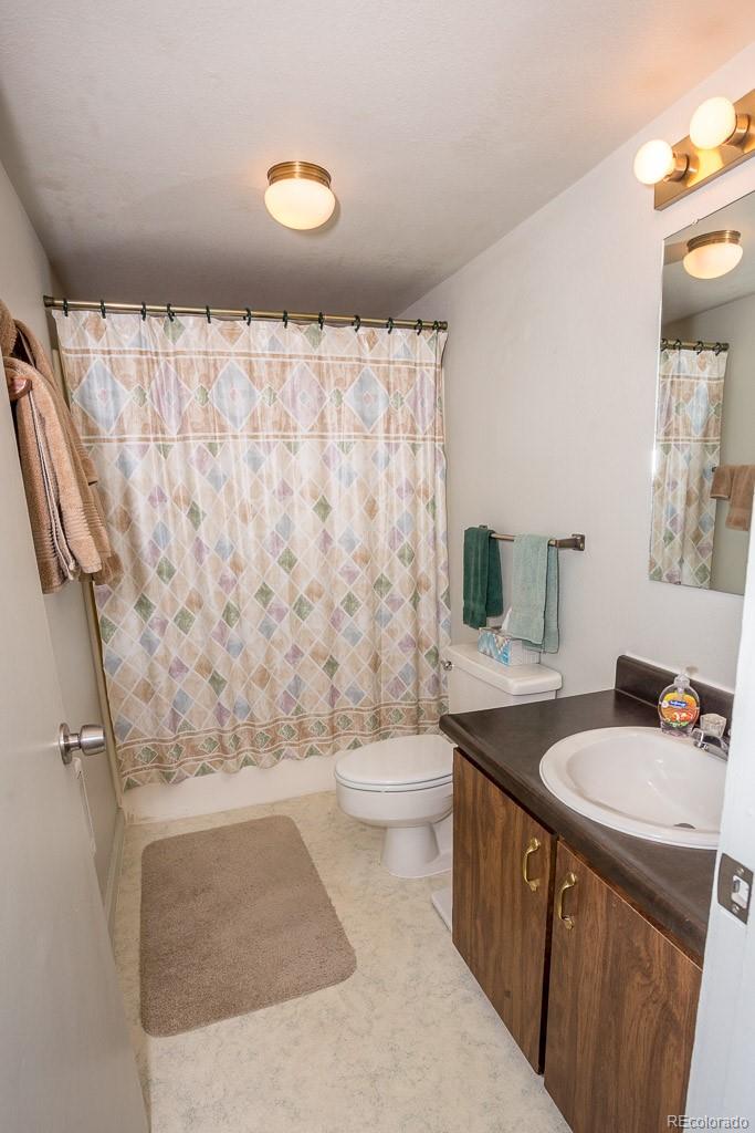 2602 Longthong Road, Unit 207 Steamboat Springs, CO 80487 - Photo 12 of 14 Gallery Image 12