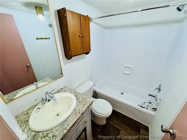 $1,200 | 1992 Henry Hammond Road, Lumberton, NC 28360