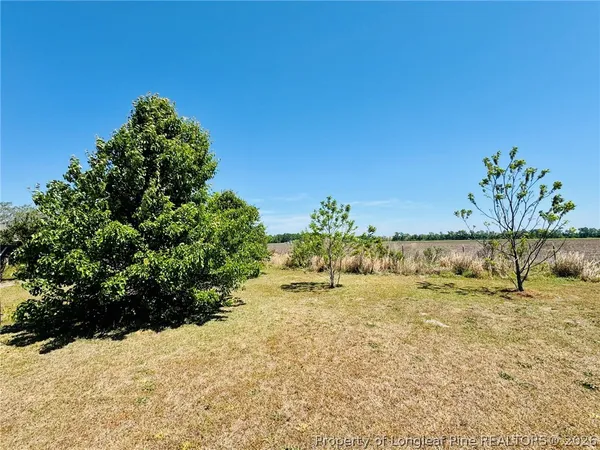 $1,200 | 1992 Henry Hammond Road, Lumberton, NC 28360