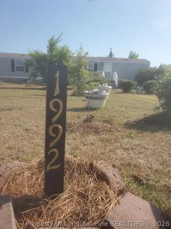 $1,200 | 1992 Henry Hammond Road, Lumberton, NC 28360