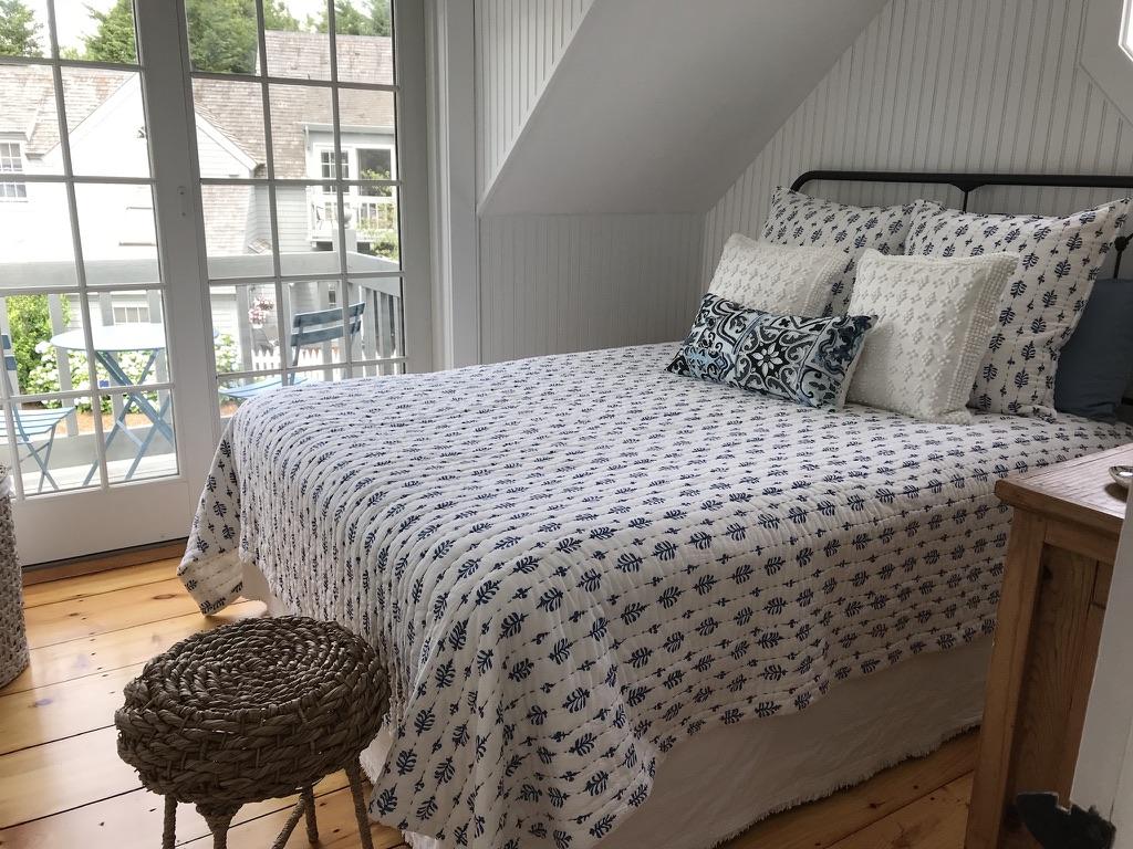 7 Hydrangea Lane Mashpee, MA 02649 - Photo 9 of 14 MLS09