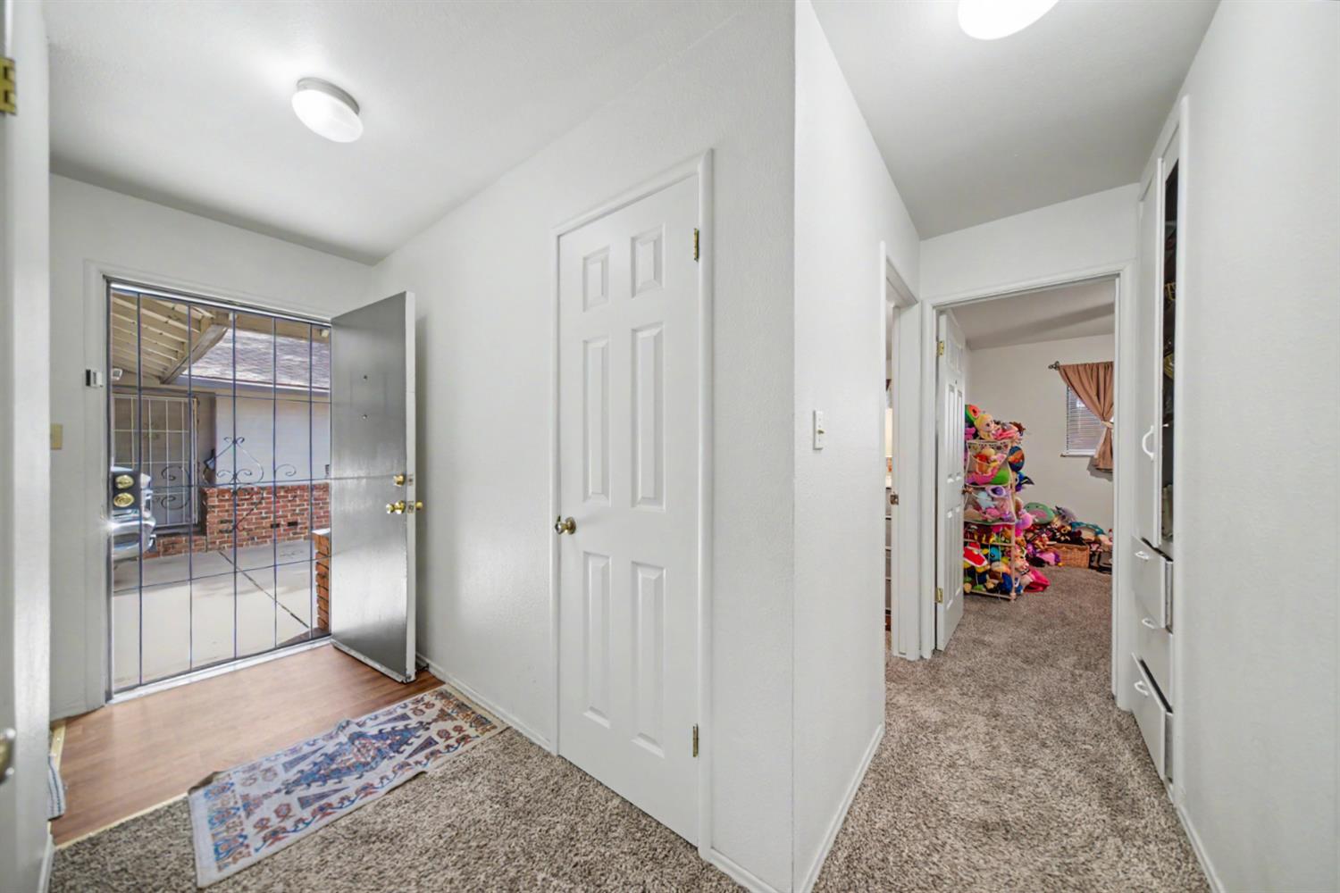 1531 West Rumble Road Modesto, CA 95350 - Photo 5 of 60 Gallery Image 5