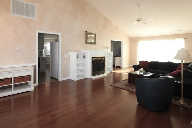 $425,000 | 528 Westham Drive, Murrells Inlet, SC 29576