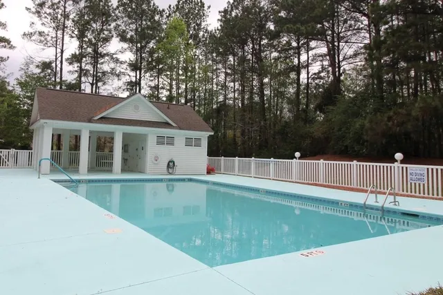 $425,000 | 528 Westham Drive, Murrells Inlet, SC 29576