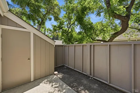 $329,000 | 7681 Camino Colegio, Rohnert Park, CA 94928