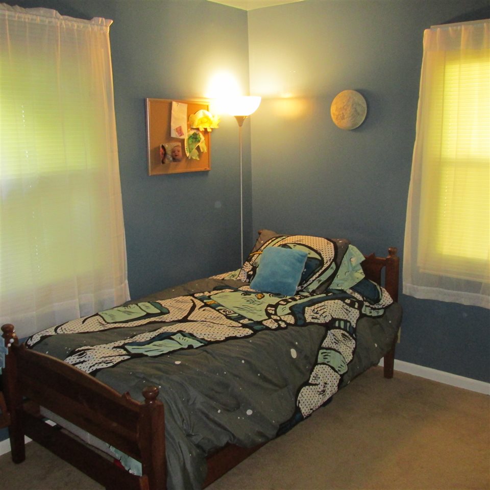 5332 Chadwick Road Evansville, IN 47710 - Photo 11 of 24 Gallery Image 11