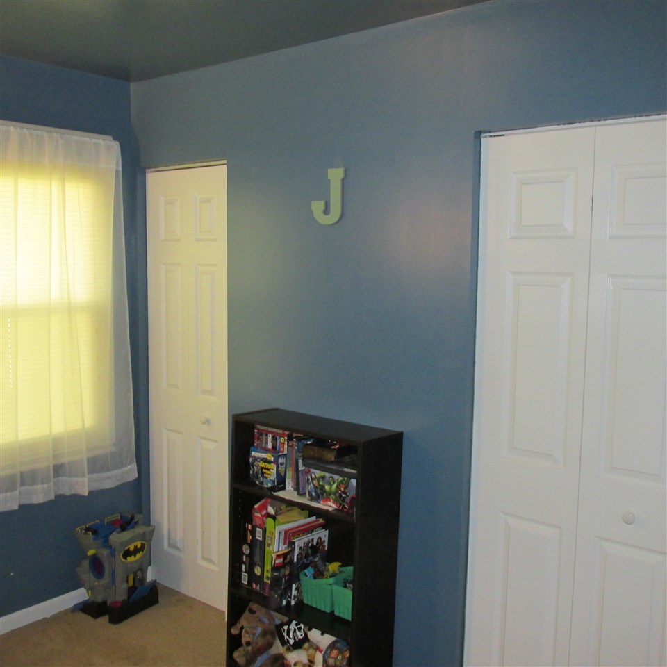 5332 Chadwick Road Evansville, IN 47710 - Photo 12 of 24 Gallery Image 12