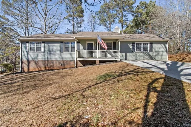 $328,900 | 406 Farm Street, Loganville, GA 30052